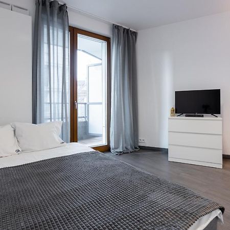 Golden Apartments Warsaw - Bright And Modern Apartments -Premium Building In Top Location- Solidarnosci Extérieur photo