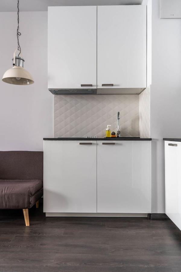 Golden Apartments Warsaw - Bright And Modern Apartments -Premium Building In Top Location- Solidarnosci Extérieur photo